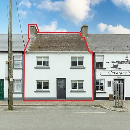 Cheerful 3 Bed In The Heart Of Village